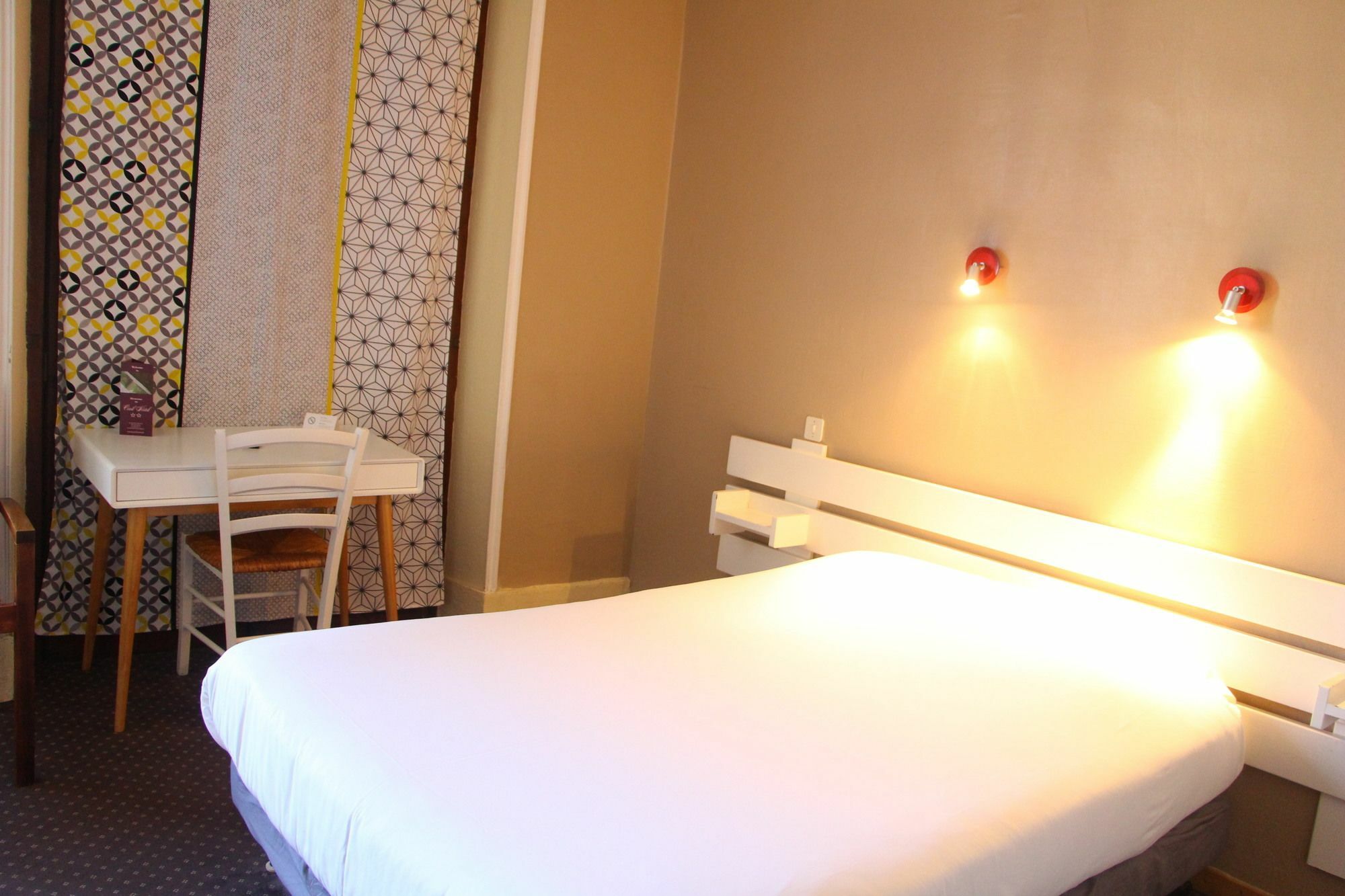 Hotel Le Colibri إيكس ليه با المظهر الخارجي الصورة